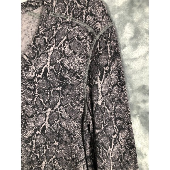 Rails EMILIA Snake Skin Print Woman’s Long Sleeve Top Charcoal Gray Sz XS - Picture 4 of 16